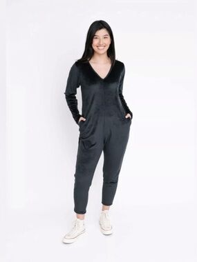 Smash + Tess Midnight Black Velour V-Neck Romper 3XS